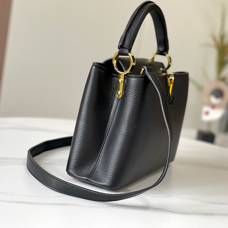 LV Capucines BB